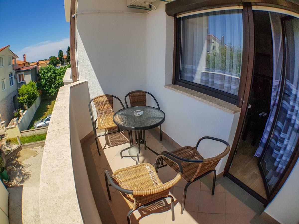 Bagi Apartments & Rooms Пула Экстерьер фото